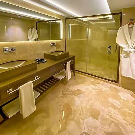 Anemon Aydin Otel 4*